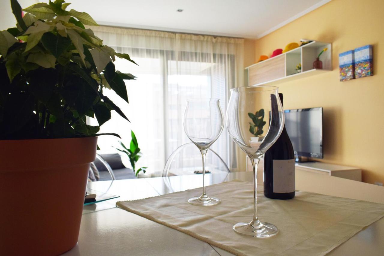 Apartacona-Playa Apartment Valencia Exterior photo